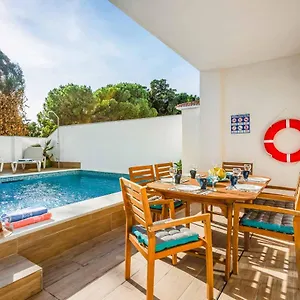 villa-suero.hotelsinnerja.org/