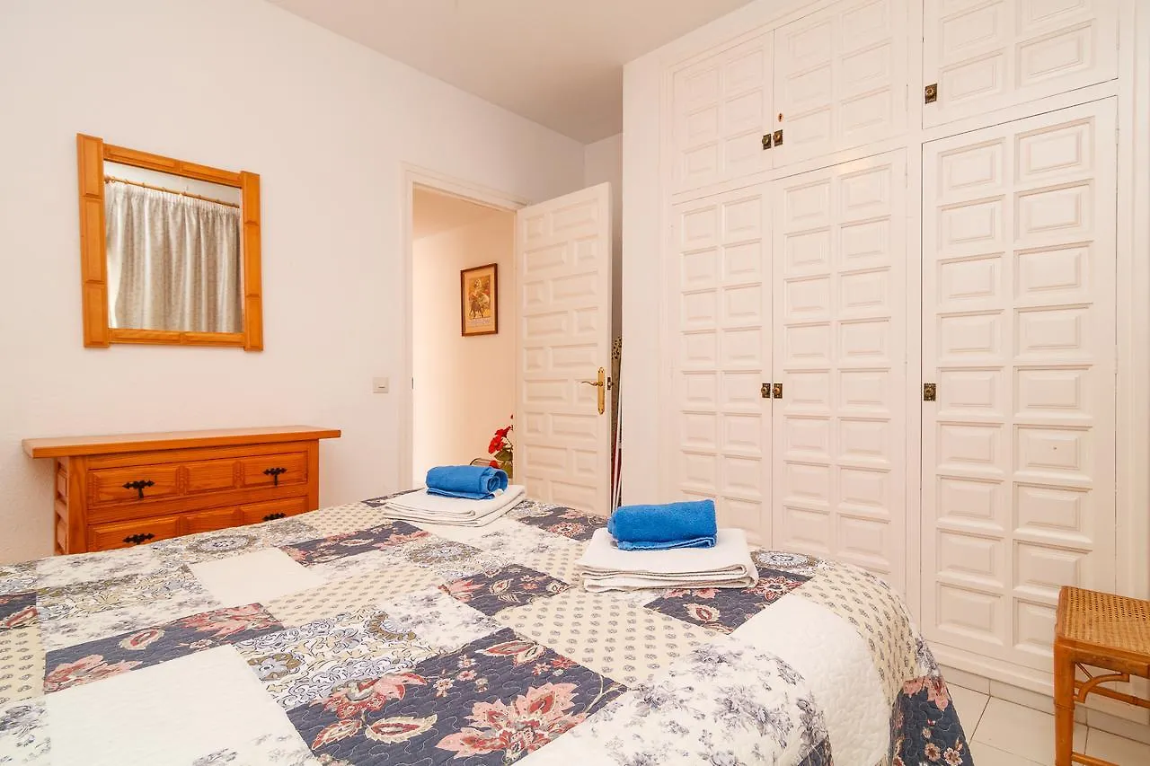 נרחה Los Pinos 23 Villas Casasol 0*,